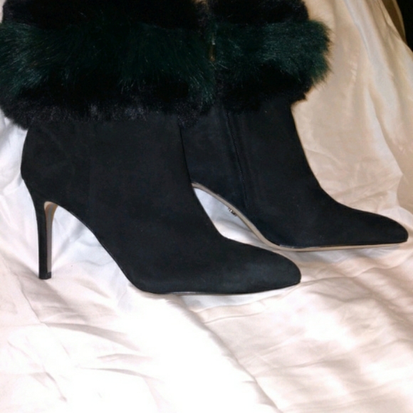 Boots - Picture 3 of 6